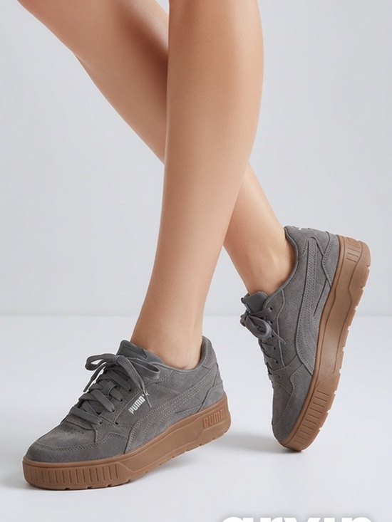 Puma Shoes - Priced to sell!
Puma women Charcoal and Brown Platform Sneakers, like NEW.